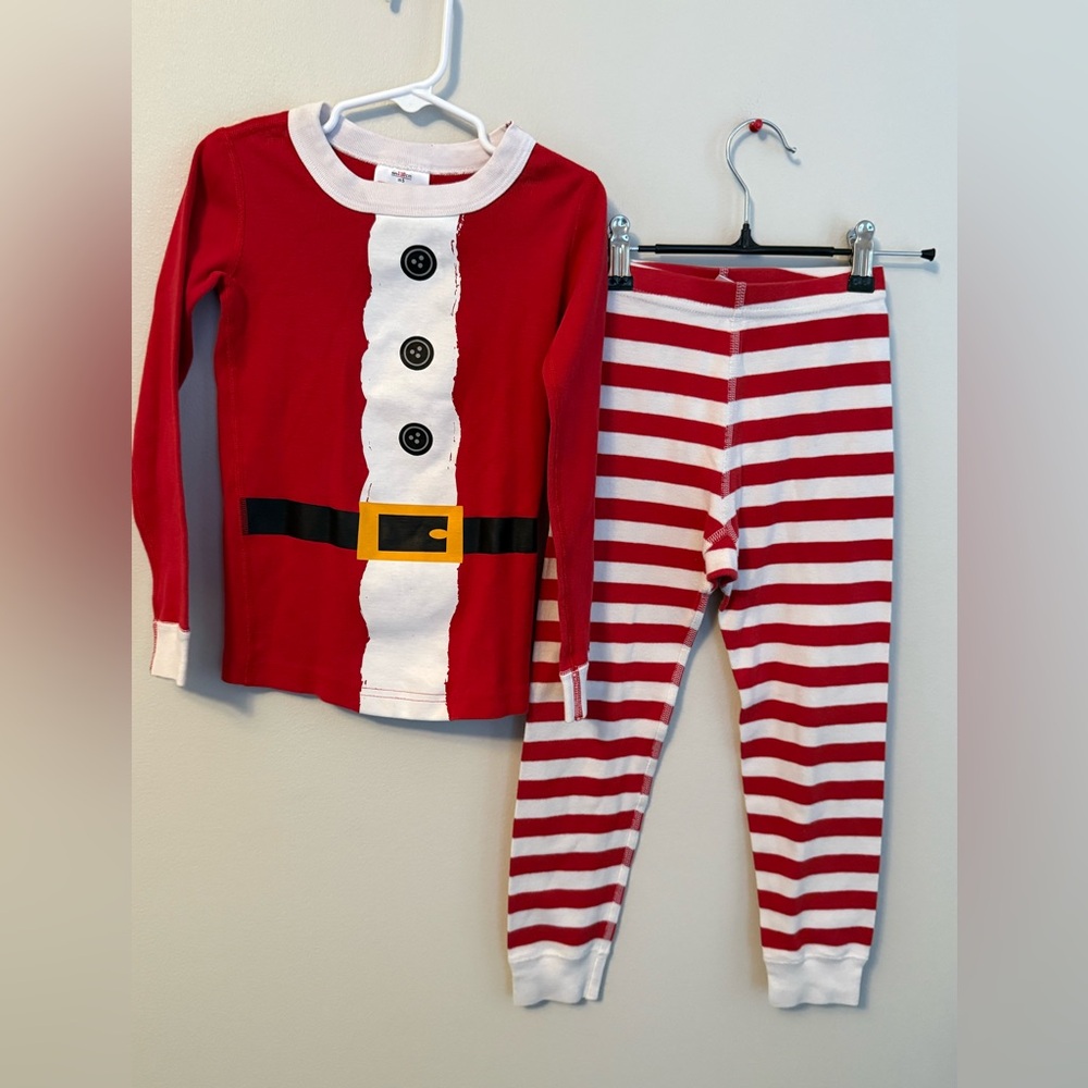 Hanna Andersson Red and White Santa Pajama Set